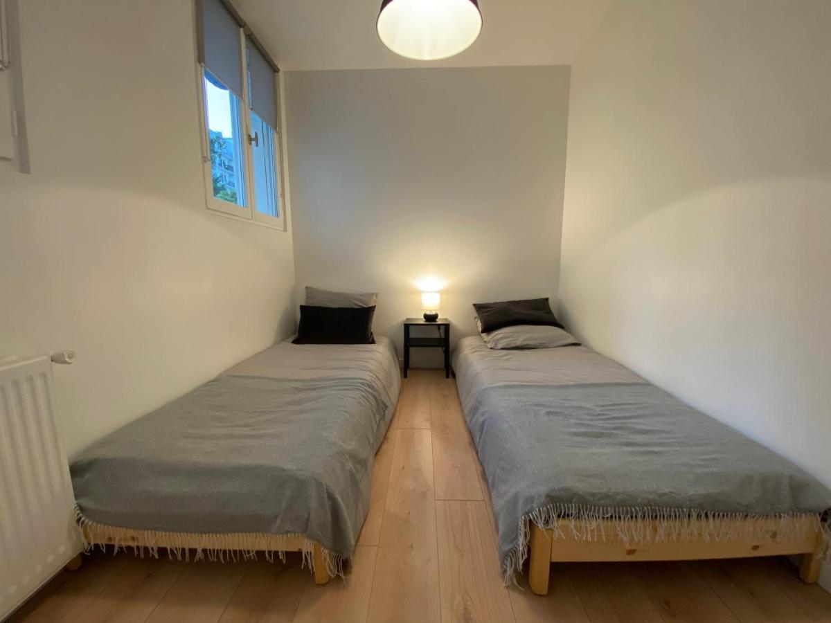 Cozy Flat With Garden Between Paris & Disney ヌイイ・シュル・マルヌ エクステリア 写真