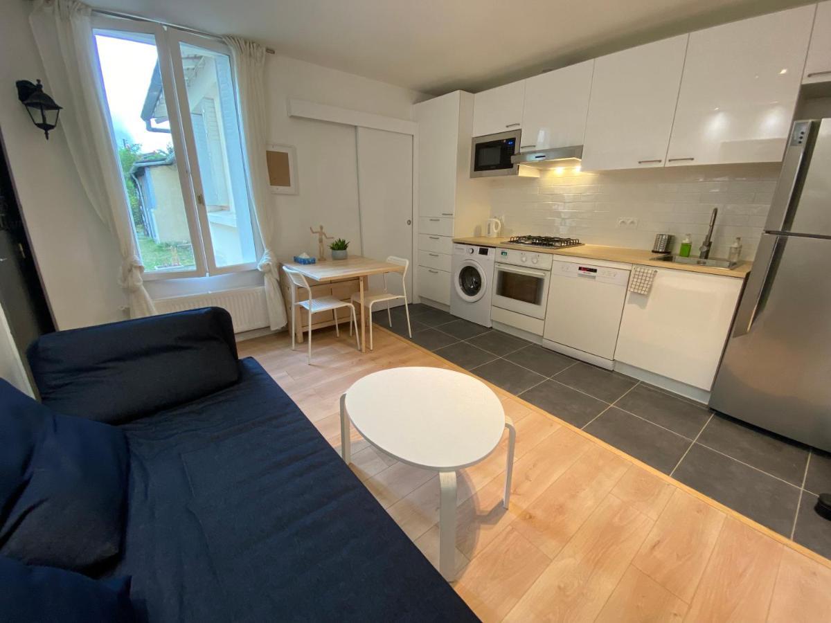 Cozy Flat With Garden Between Paris & Disney ヌイイ・シュル・マルヌ エクステリア 写真